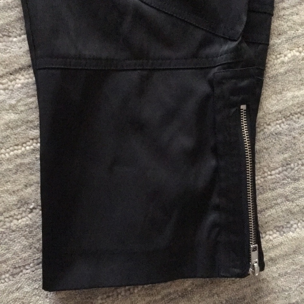 Cache Black Capris - image 6